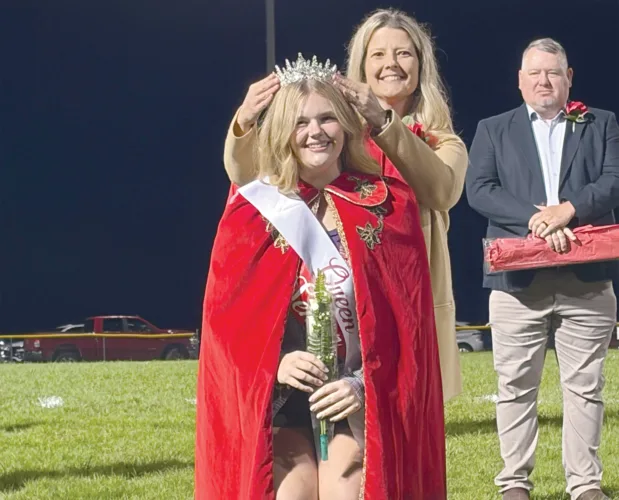 Crowning the TVHS Queen